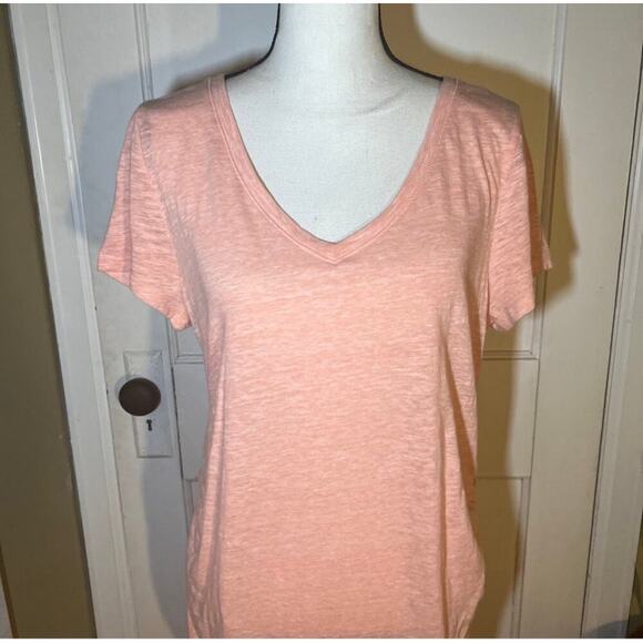 A Glow Peach/Coral Short Sleeve V-Neck Maternity Shirt XL - Picture 2 of 6